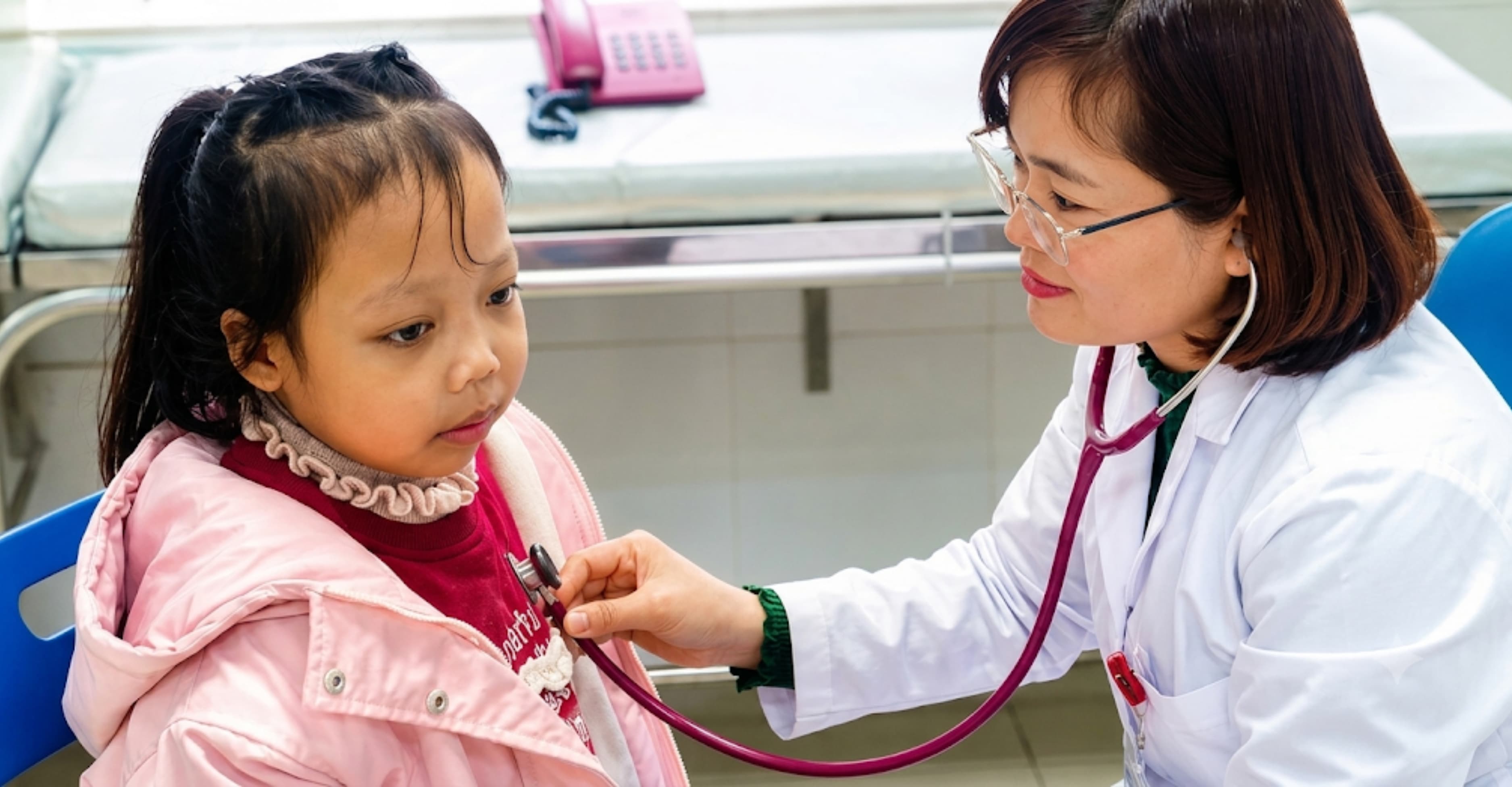 Nhận biết dấu hiệu trẻ bị Thalassemia và triệu chứng điển hình