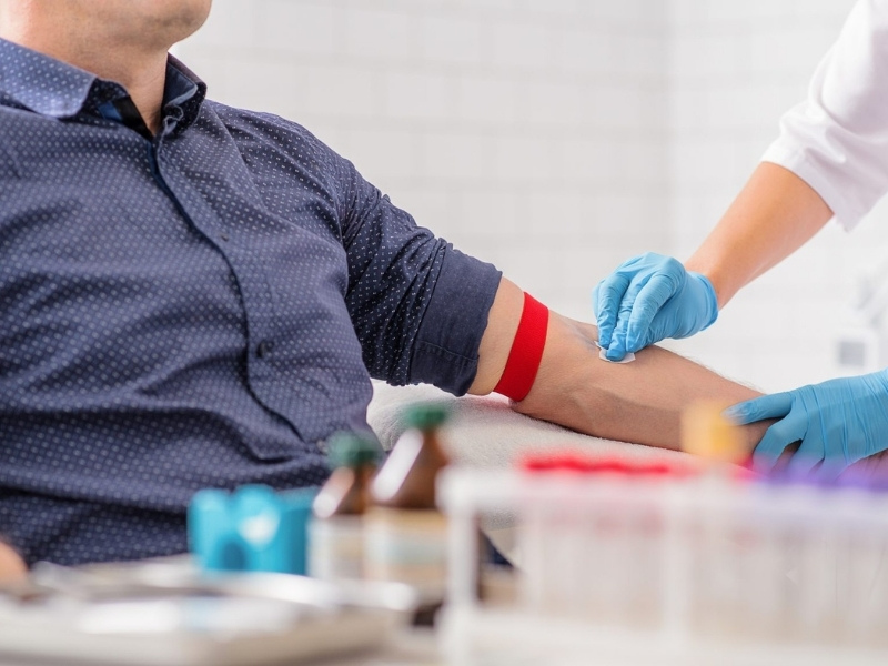 Xét nghiệm giúp chẩn đoán và đánh giá tình trạng sức khỏe khách quan và chính xác.