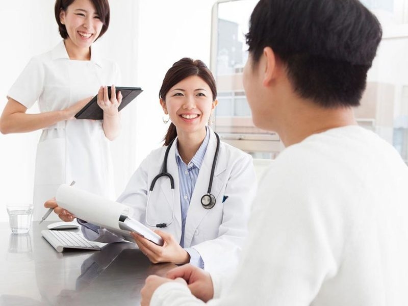 Khám sức khỏe định kỳ giúp nhận tư vấn từ bác sĩ về lối sống và hướng điều trị phù hợp