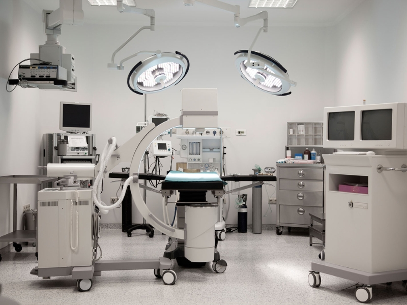 Hệ thống trang thiết bị máy móc hiện đại và công nghệ cao